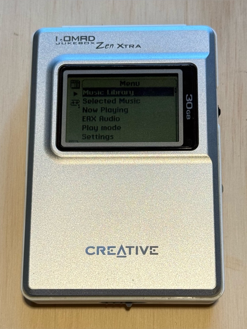 Creative Nomad Jukebox Zen MP3 Player Turns On UNTESTED 30GB NoCharger Read Info